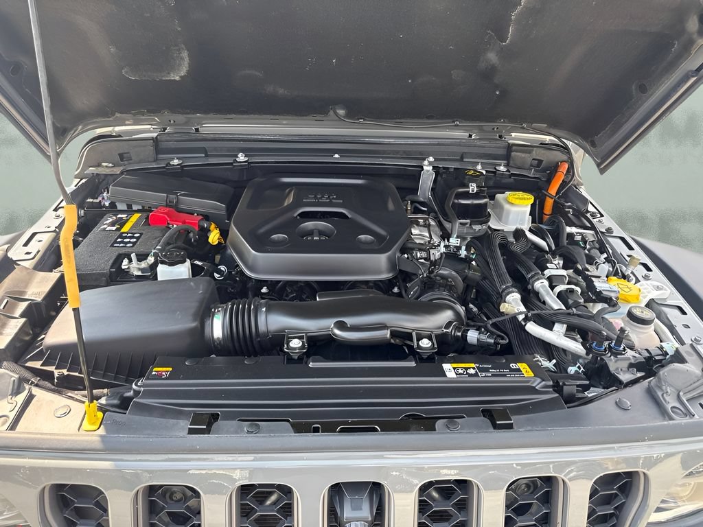 Used 2023 Jeep Wrangler Unlimited Rubicon 4xe w/ Cold Weather Group AWD/4WD image 29