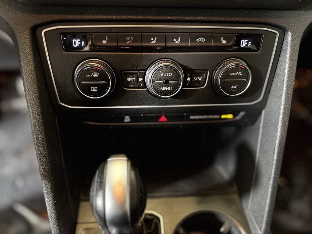 Used 2020 Volkswagen Atlas SE w/ Panoramic Sunroof Package image 22