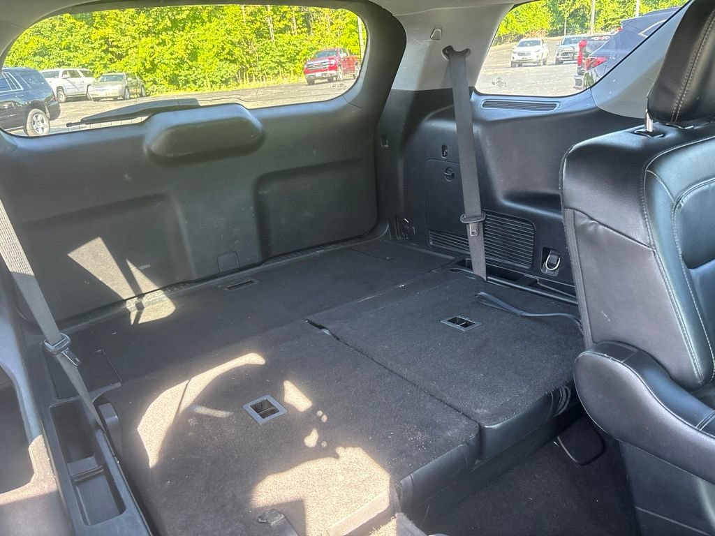 Used 2020 Ford Explorer XLT w/ Equipment Group 202A AWD/4WD image 10