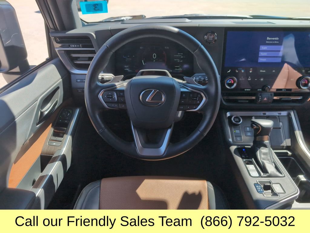 Used 2024 Lexus GX 550 AWD/4WD image 17