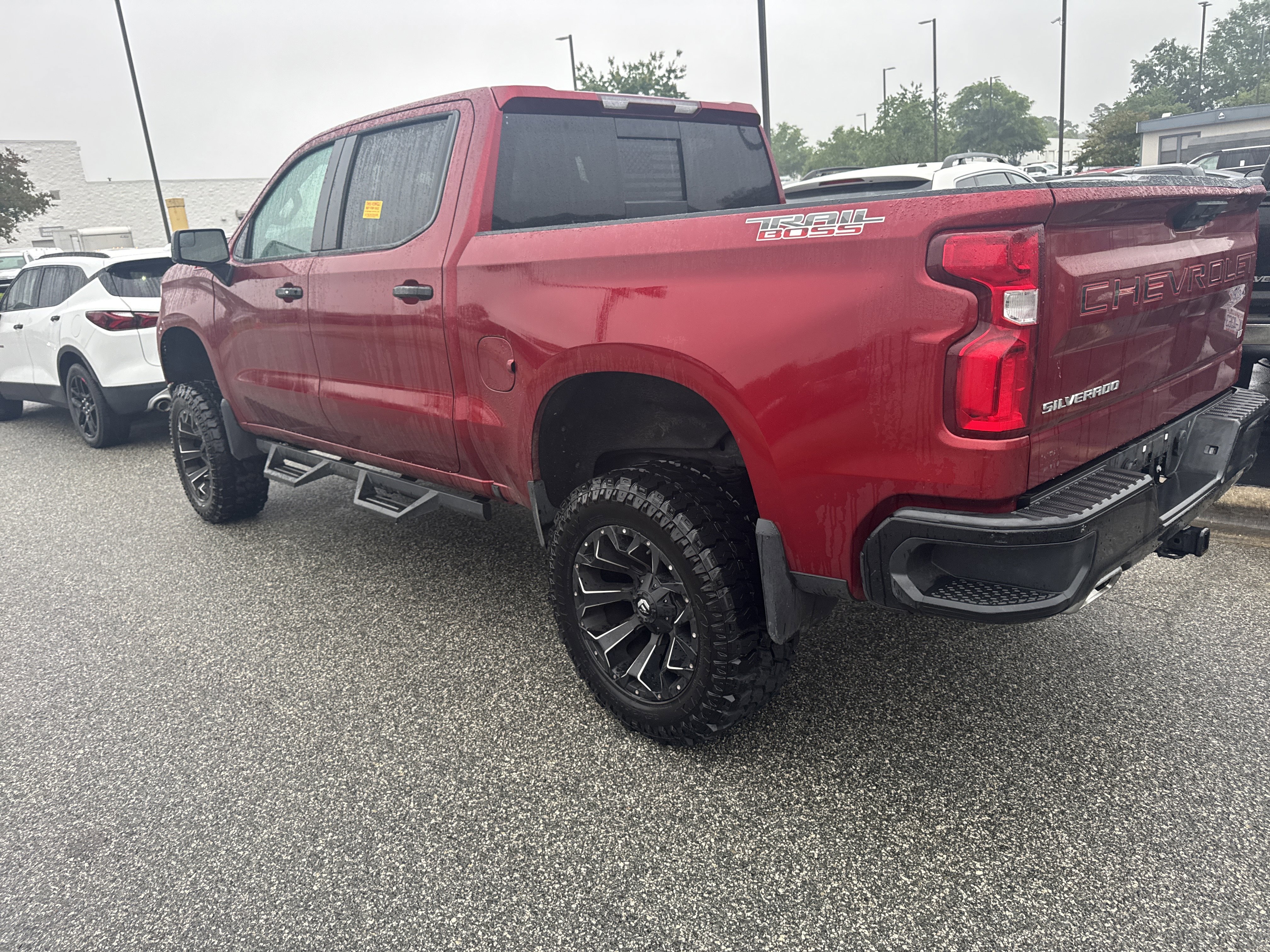 Certified 2022 Chevrolet Silverado 1500 LT Trail Boss w/ Convenience Package II AWD/4WD image 8