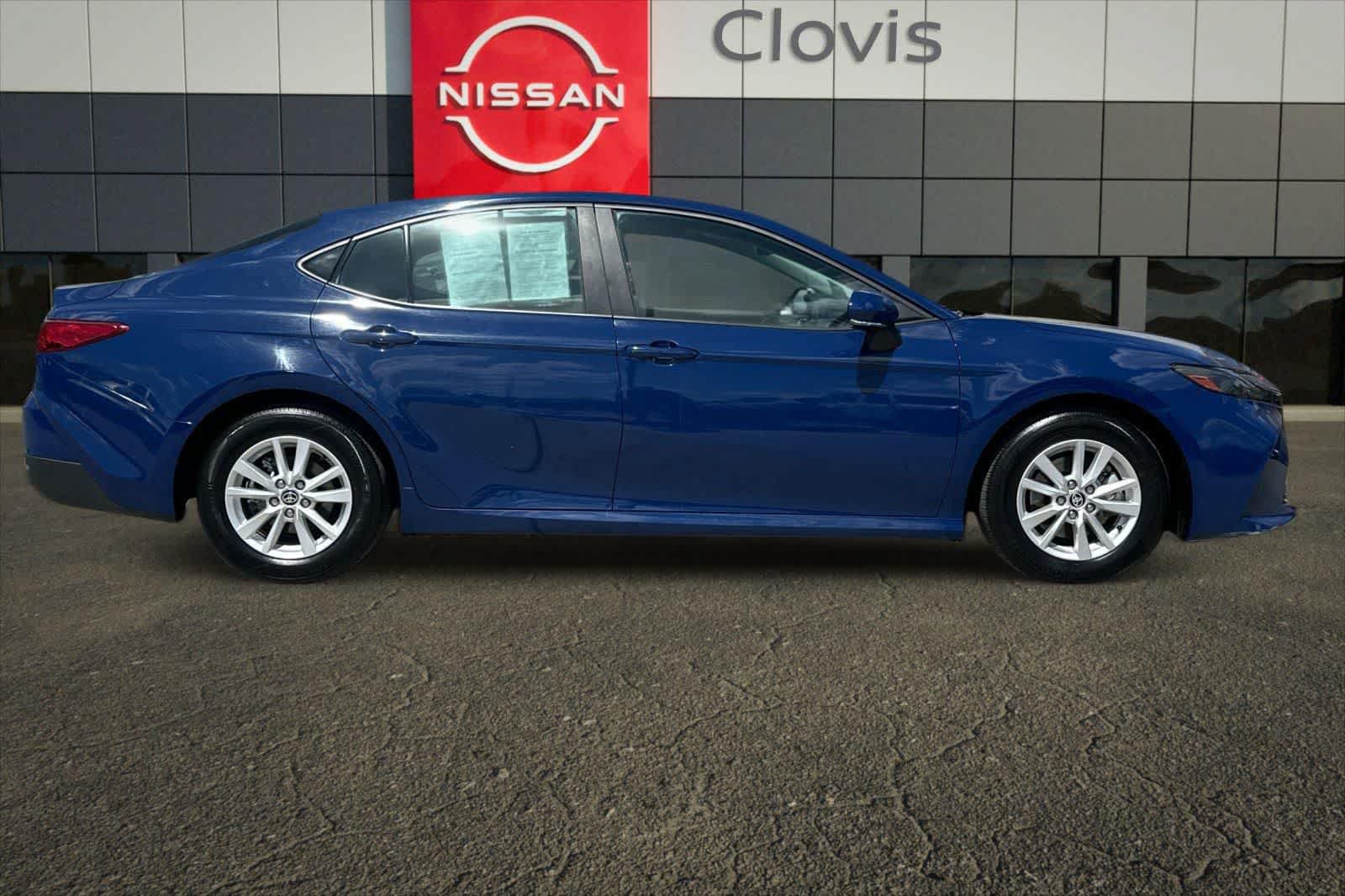 Used 2025 Toyota Camry LE FWD image 9