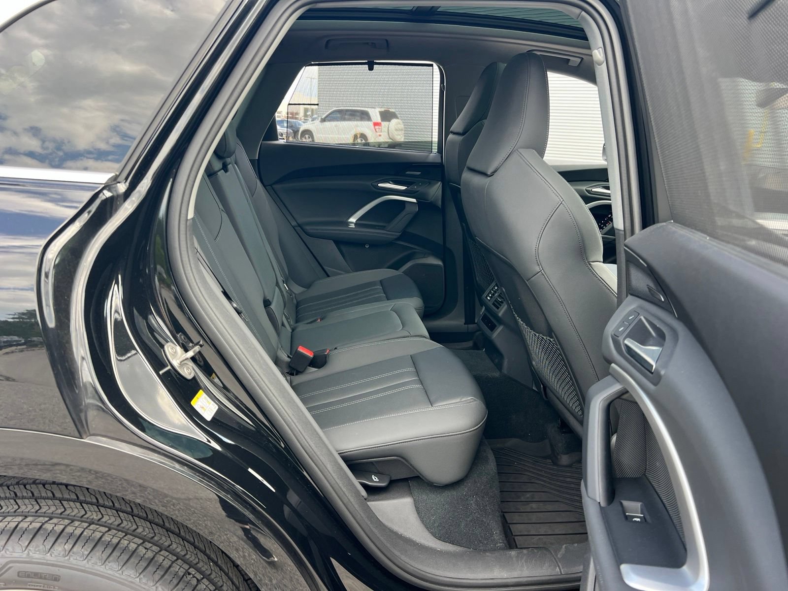 Used 2025 Audi Q5 Premium Plus w/ Premium Plus AWD/4WD image 31