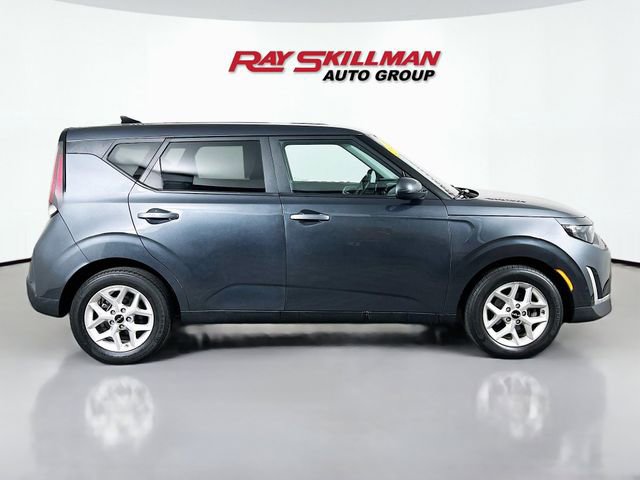 Used 2023 Kia Soul LX w/ Option Group 015 image 8