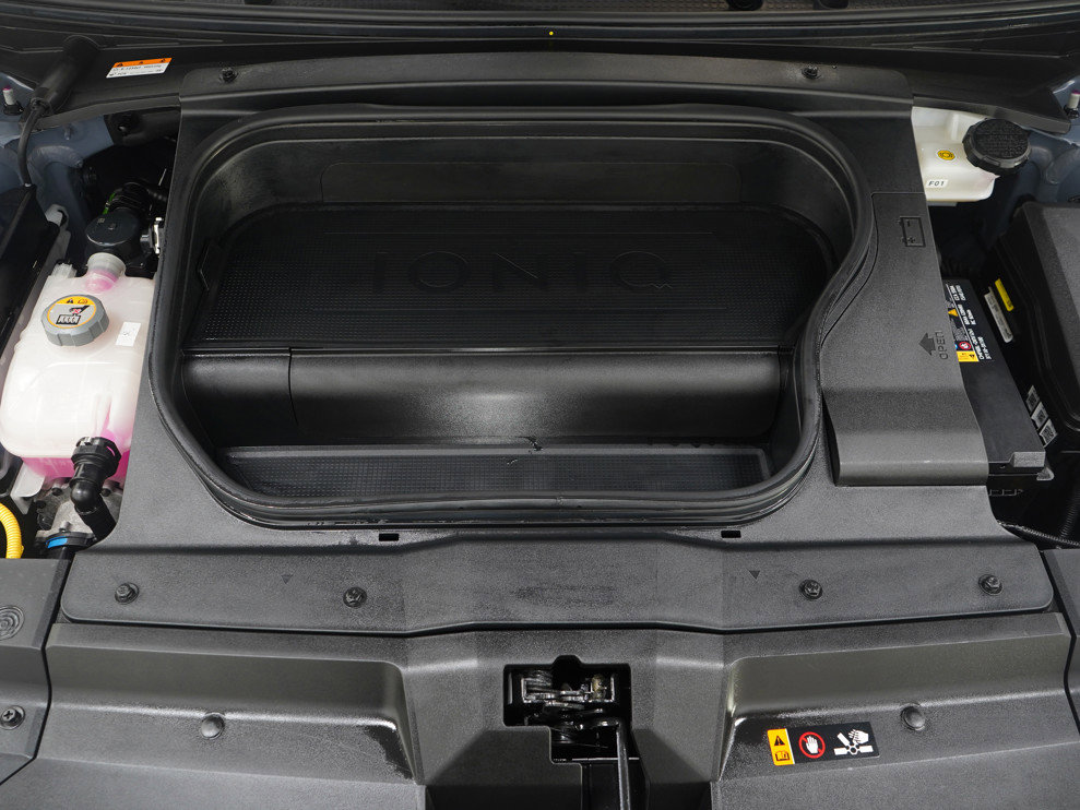 Used 2023 Hyundai Ioniq 6 Limited image 28