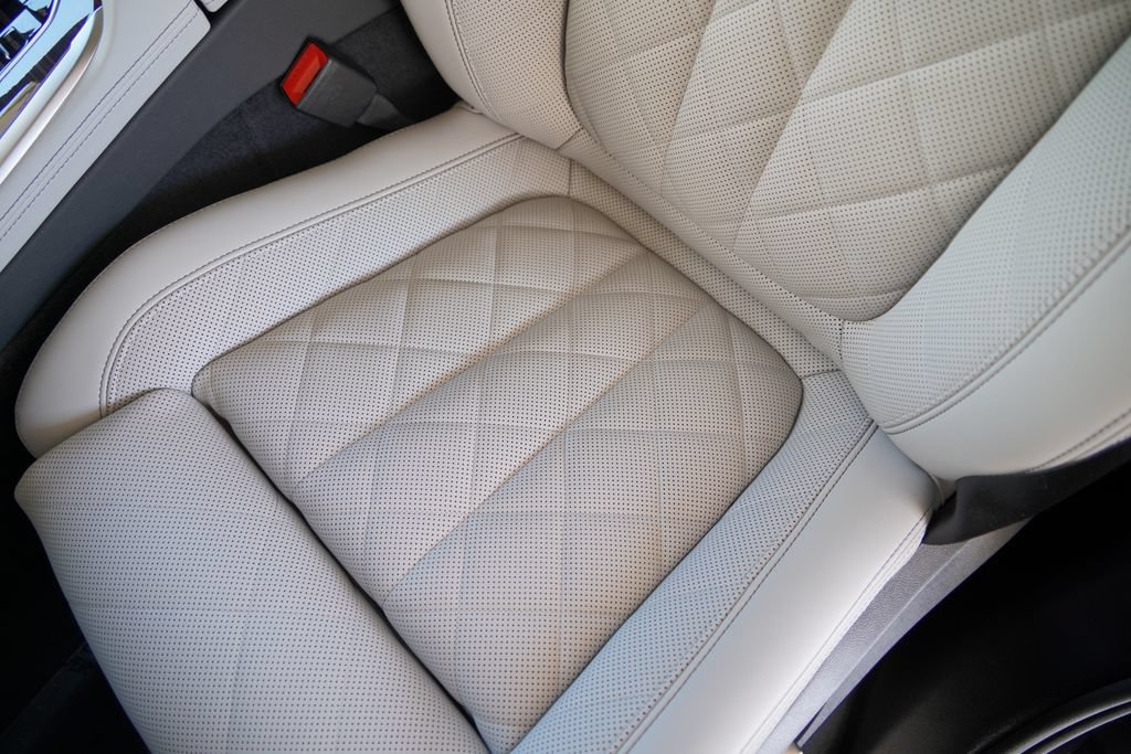 New 2027 BMW X7 xDrive40i AWD/4WD image 14