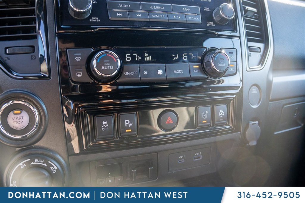 Used 2023 Nissan Titan PRO-4X w/ Pro-4x Convenience Package image 7