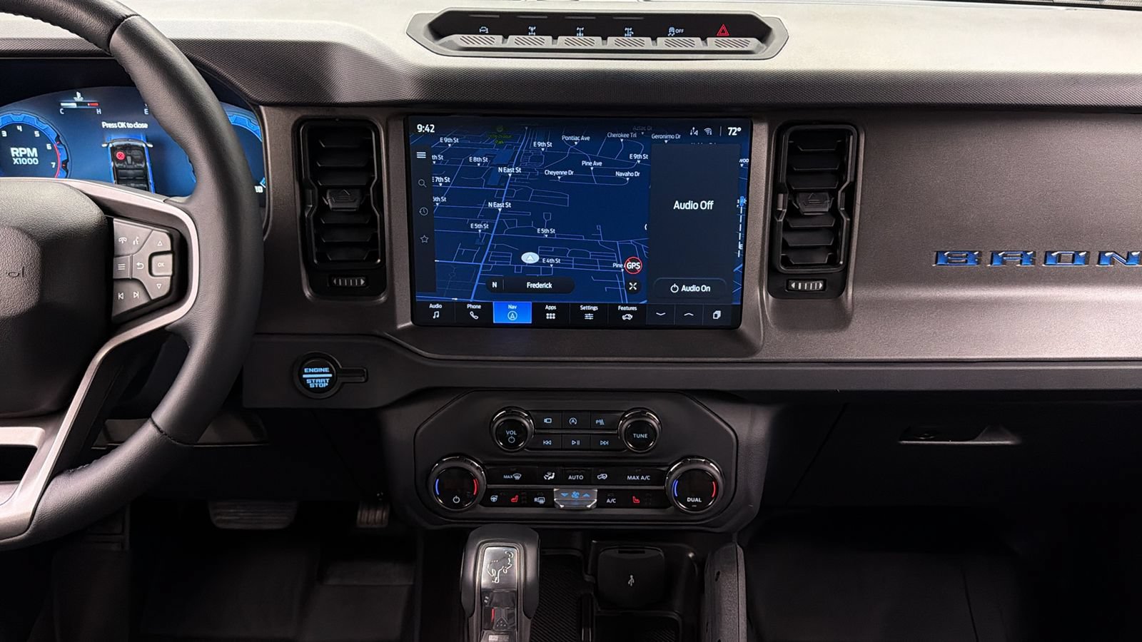 Used 2025 Ford Bronco Badlands AWD/4WD image 20