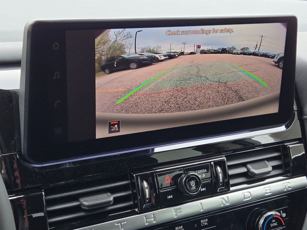 New 2026 Nissan Pathfinder SV AWD/4WD image 31