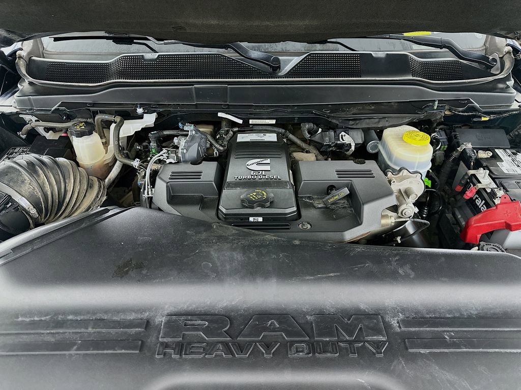 Used 2021 RAM 3500 Laramie image 33