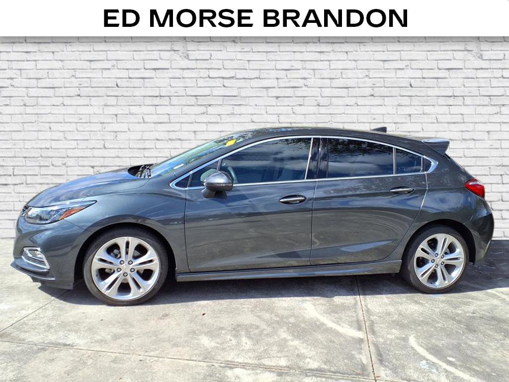 Used 2018 Chevrolet Cruze Premier image 2