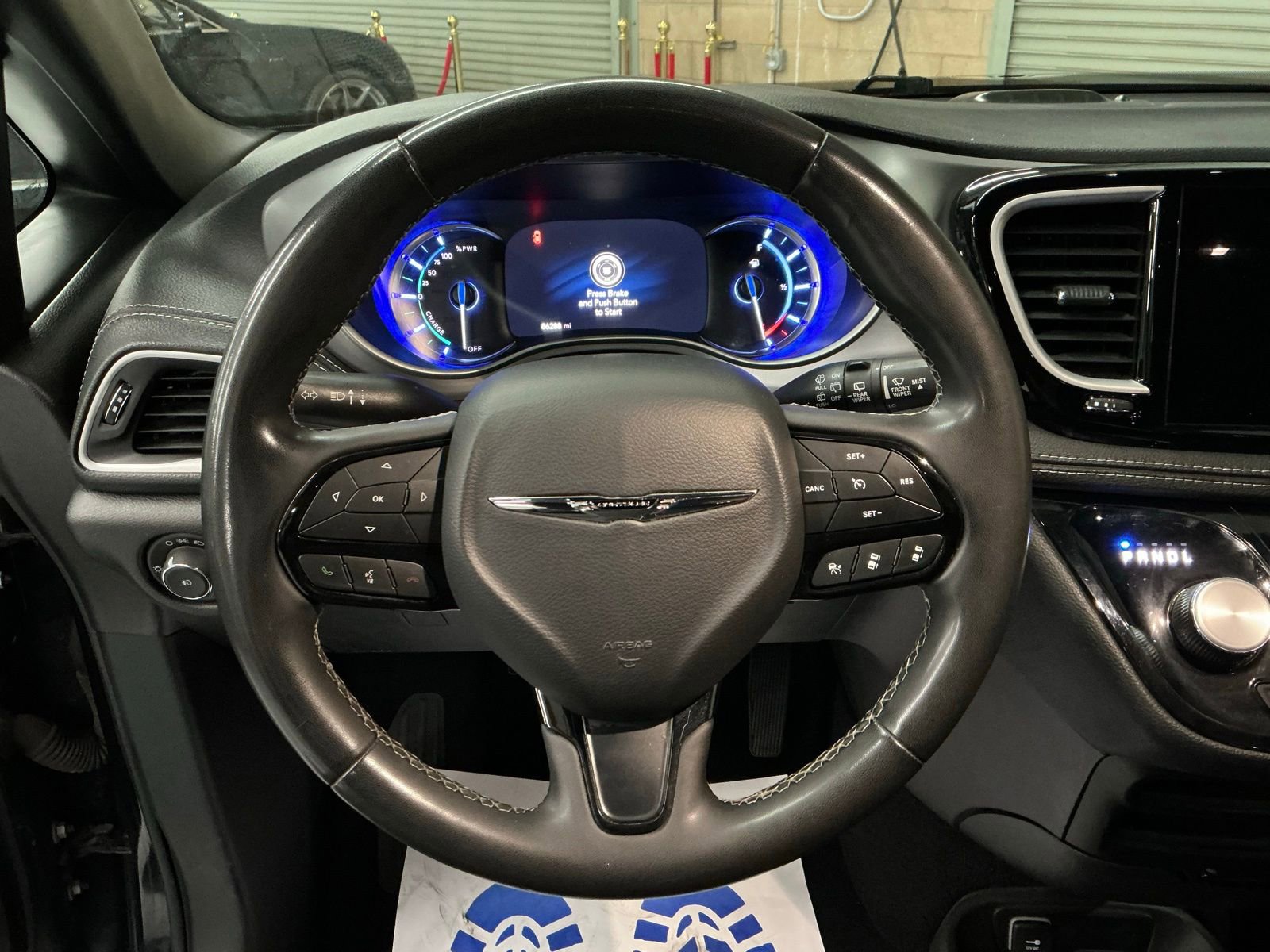 Used 2023 Chrysler Pacifica Touring-L w/ S Appearance Package image 22