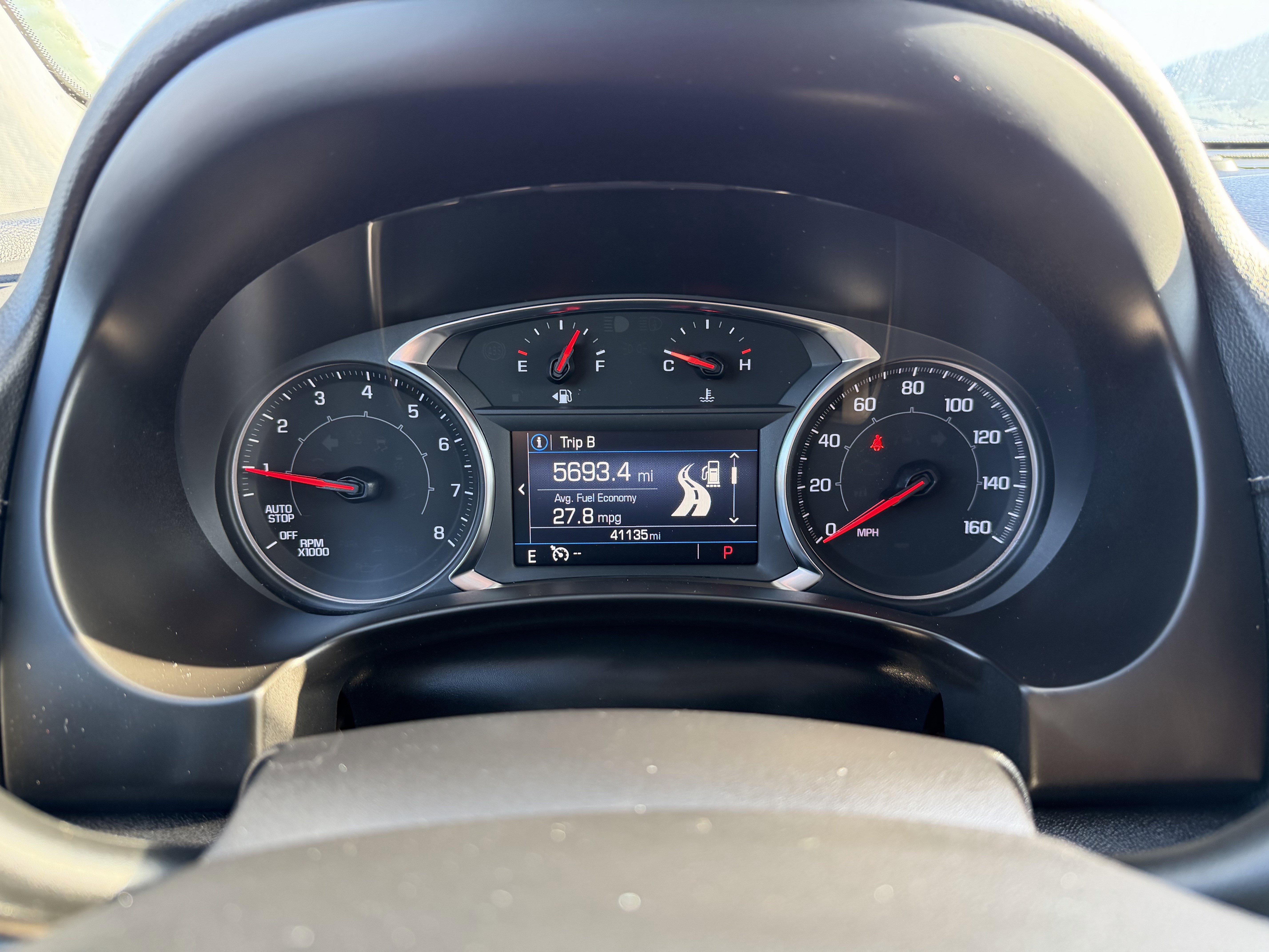 Used 2024 GMC Terrain SLE image 15