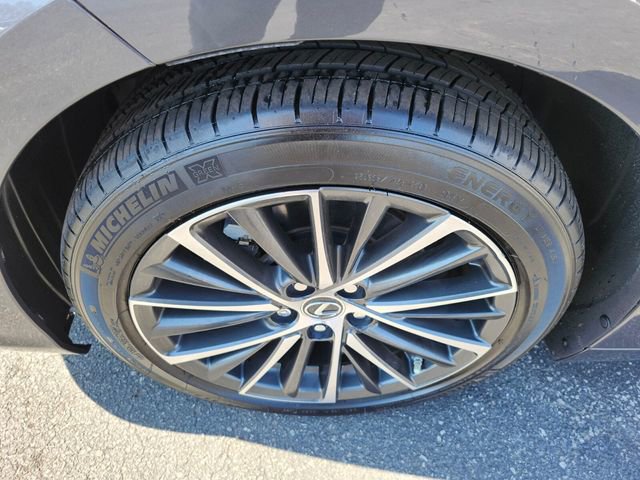 Used 2022 Lexus ES 350 w/ Premium Package image 21