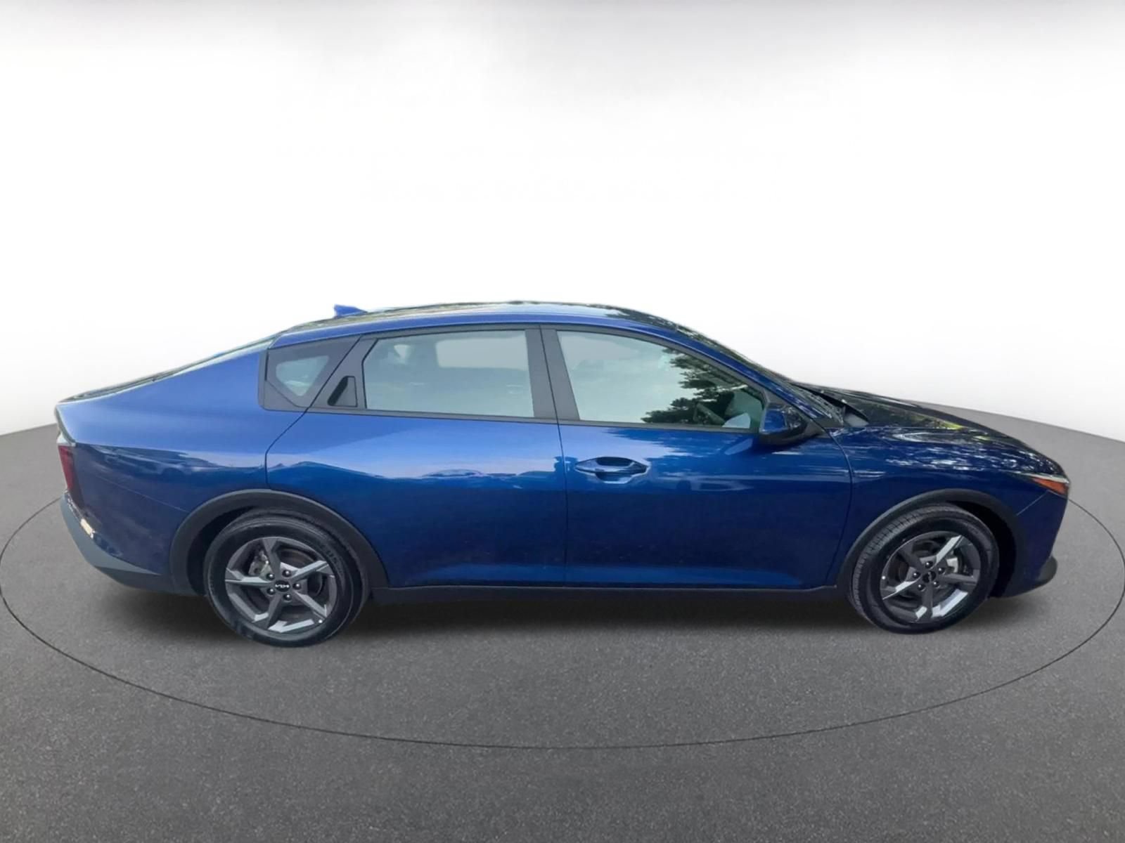 Used 2025 Kia K4 FWD image 16