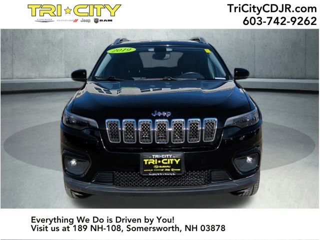 Used 2019 Jeep Cherokee Latitude Plus w/ Comfort/Convenience Group image 8