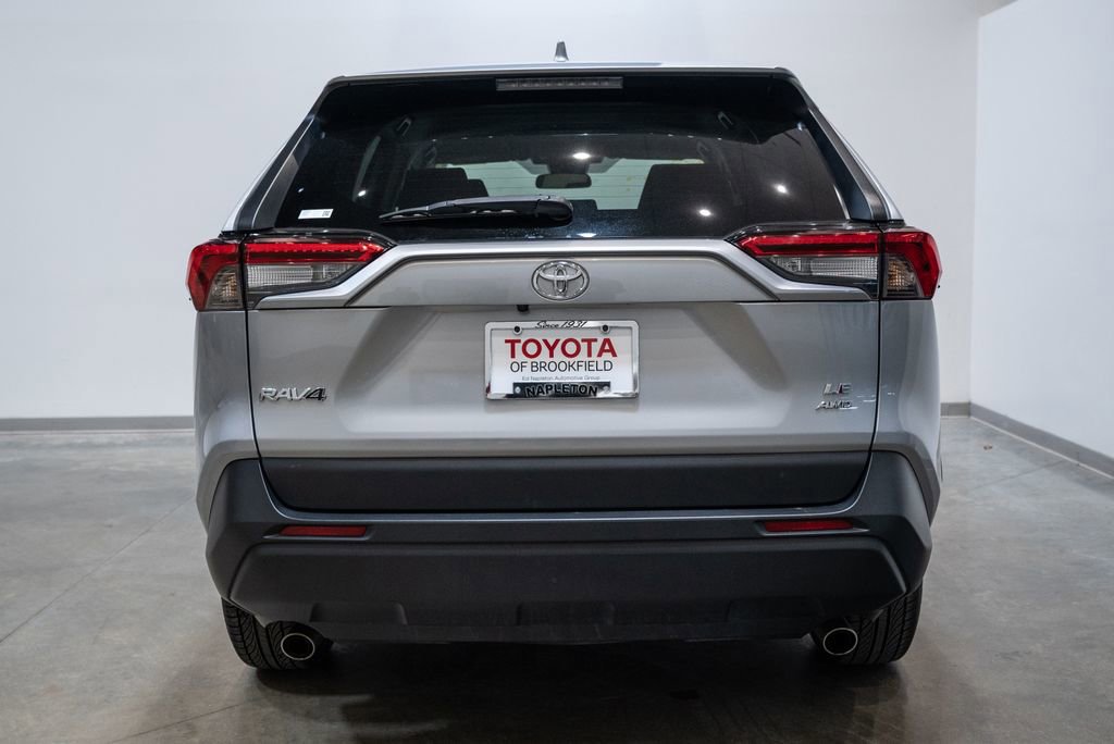 Used 2024 Toyota RAV4 LE image 8