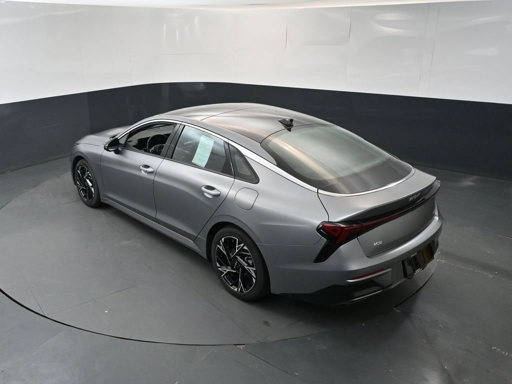 Used 2025 Kia K5 GT-Line w/ GT-Line Premium Package AWD/4WD image 31