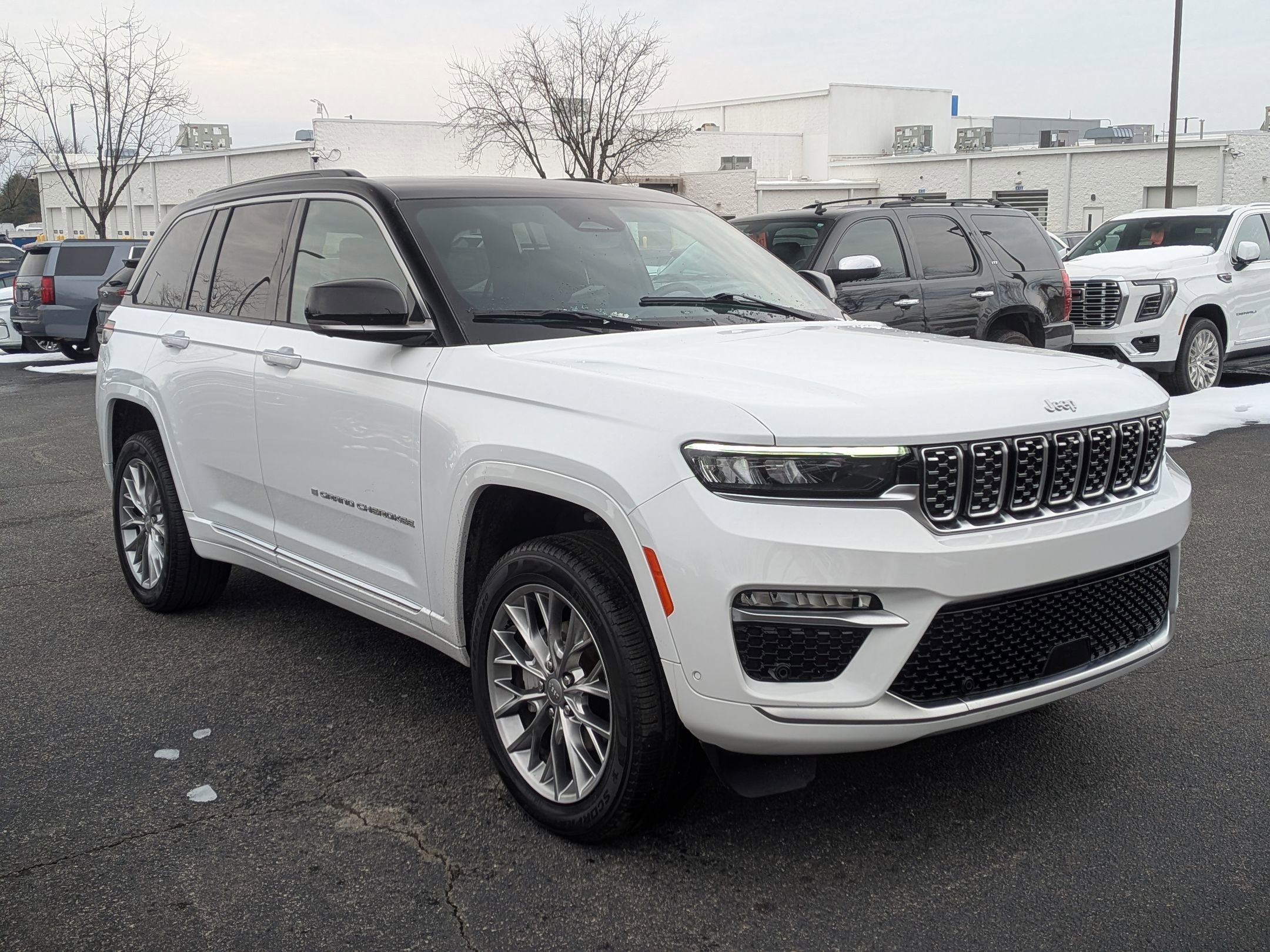 Used 2024 Jeep Grand Cherokee Summit video 2