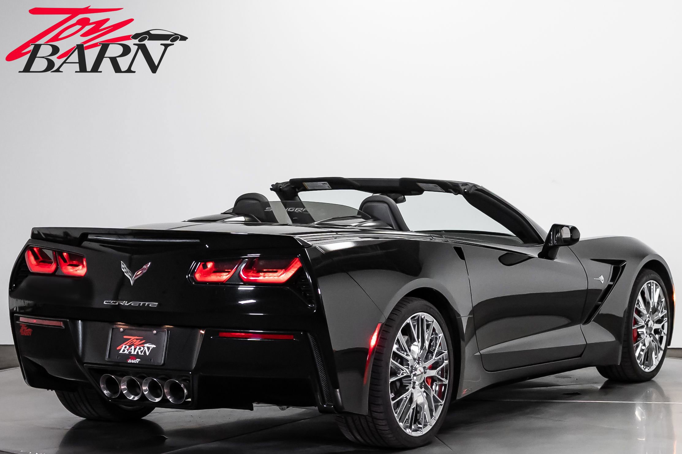 Used 2015 Chevrolet Corvette Stingray Convertible w/ 2LT Preferred Equipment Group RWD image 5