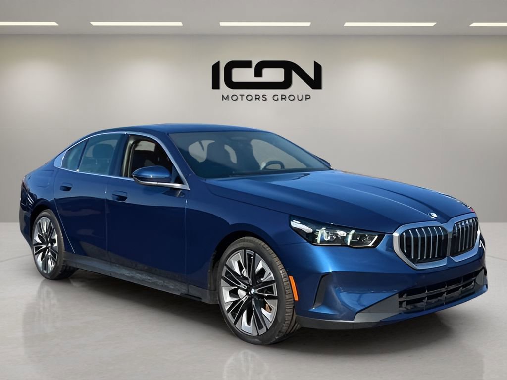 Used 2026 BMW 540i xDrive AWD/4WD image 7