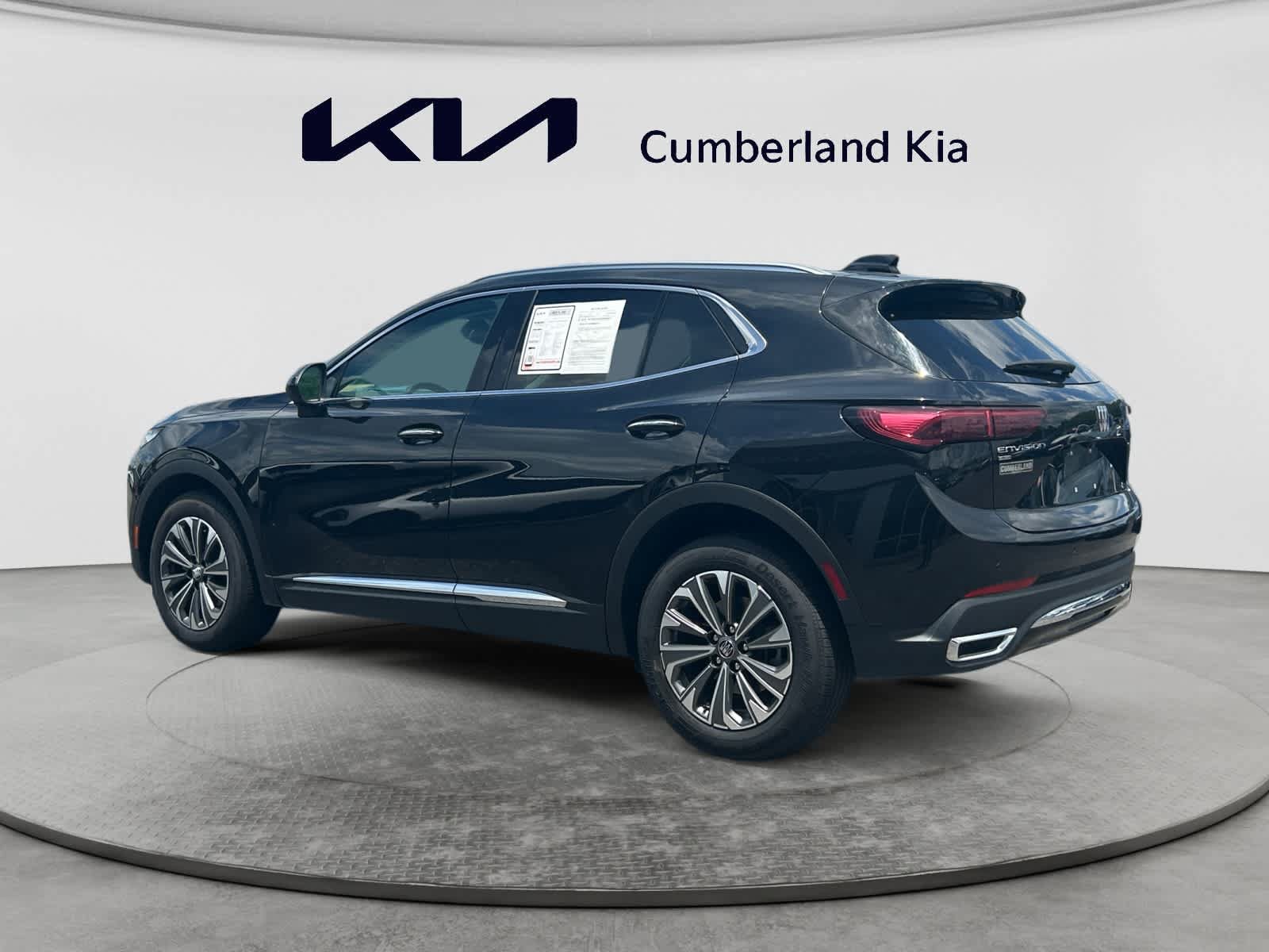 Used 2024 Buick Envision Preferred AWD/4WD image 3