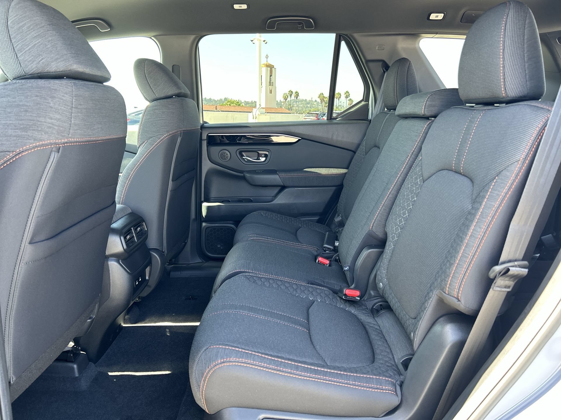 New 2026 Honda Pilot Sport image 25