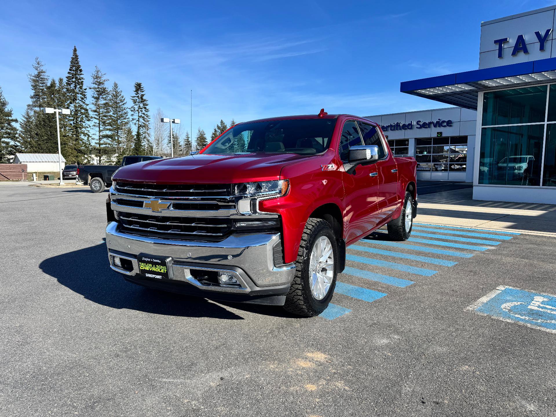 Used 2021 Chevrolet Silverado 1500 LTZ w/ LTZ Premium Package image 3