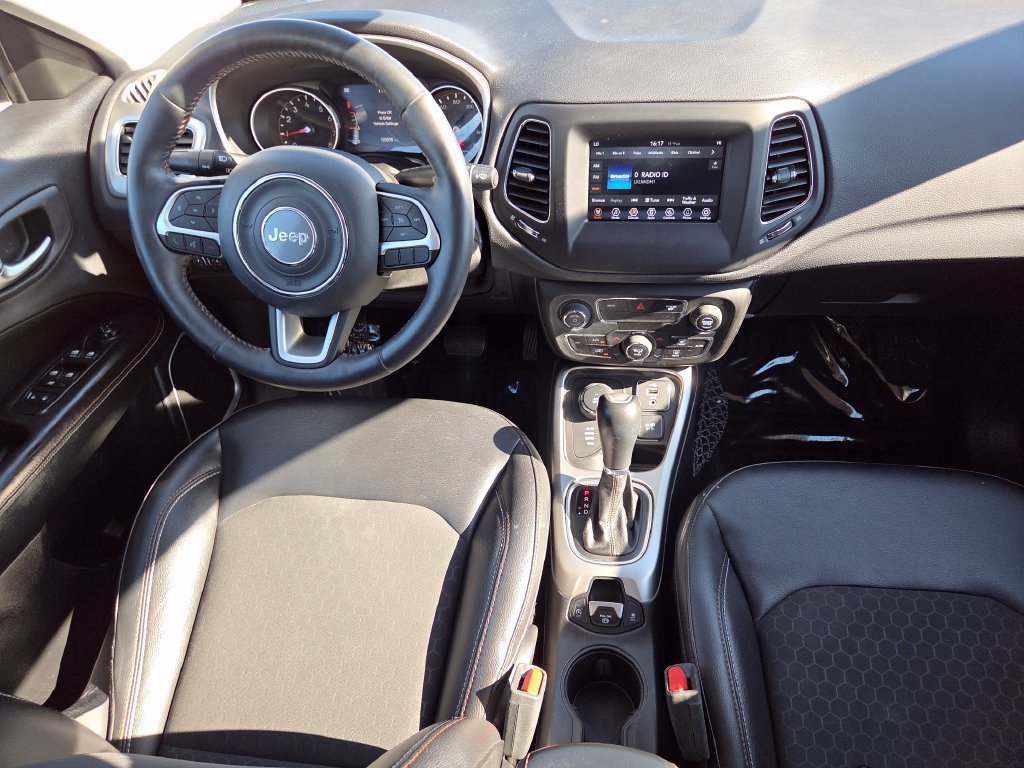 Used 2019 Jeep Compass Latitude w/ Popular Equipment Group AWD/4WD image 28