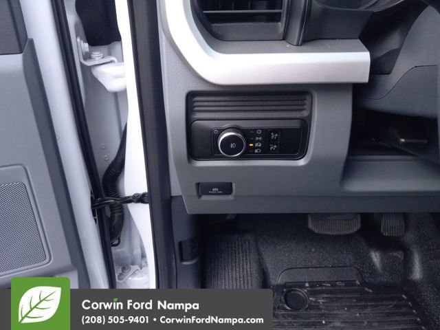 New 2025 Ford F550 4x4 Regular Cab Super Duty image 18