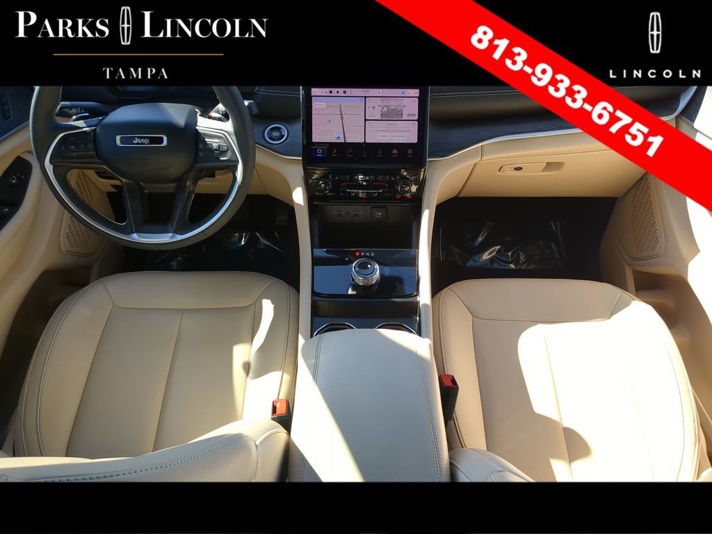 Used 2024 Jeep Grand Cherokee L Limited image 12