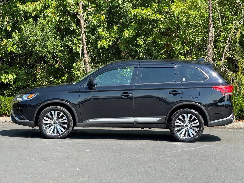 Used 2020 Mitsubishi Outlander ES AWD/4WD image 3