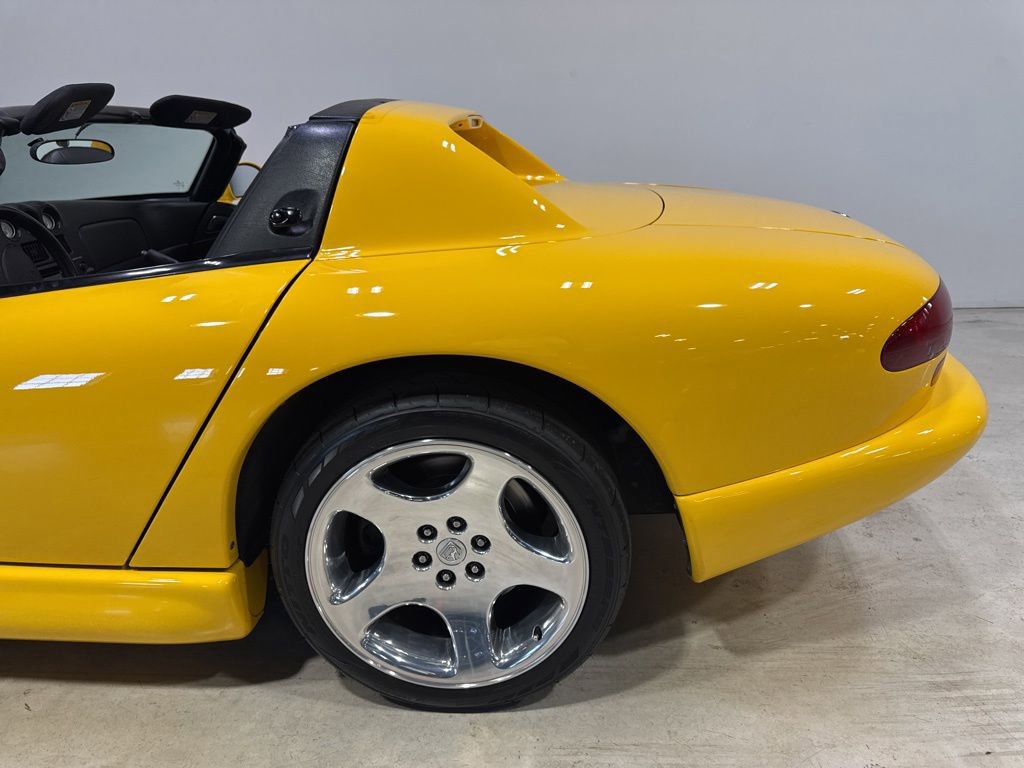 Used 2001 Dodge Viper RT/10 RWD image 11