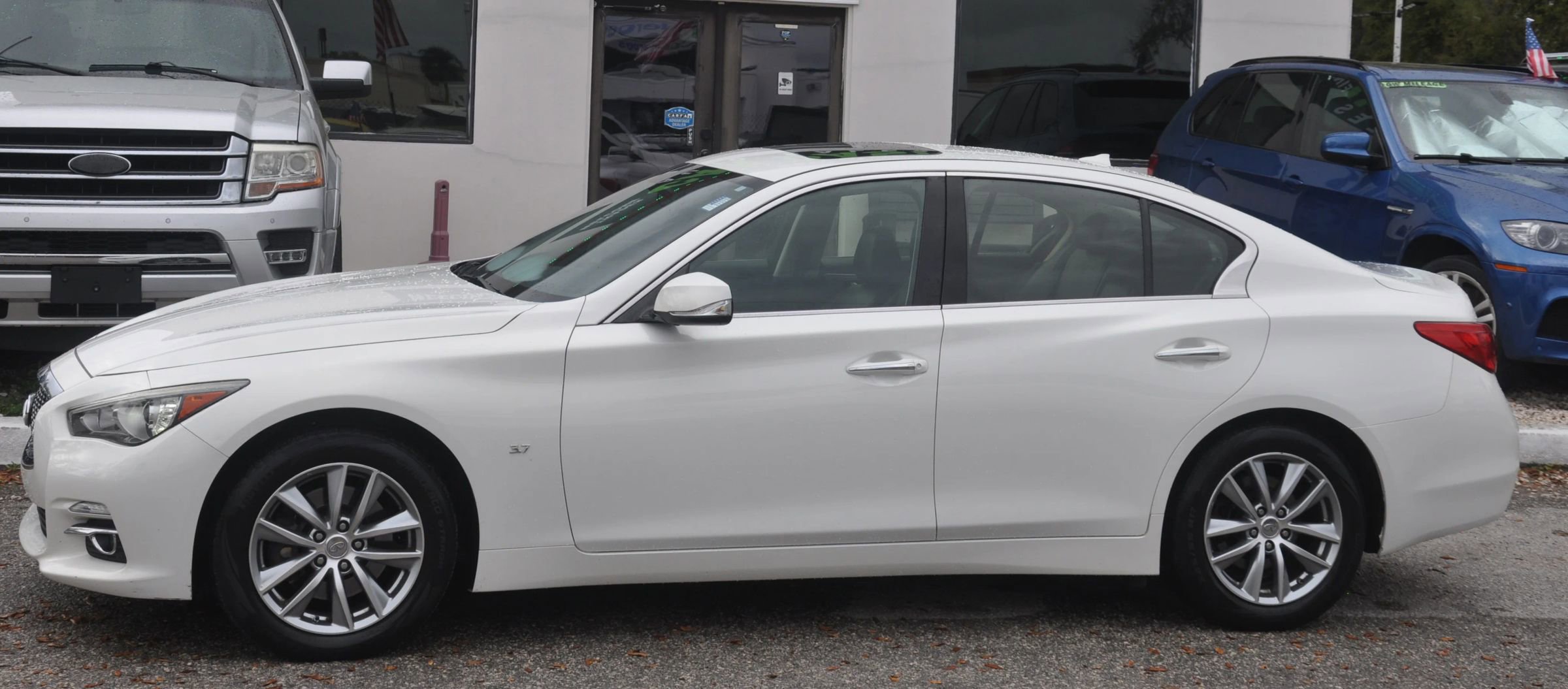 Used 2014 INFINITI Q50 Premium w/ Navigation Package image 10