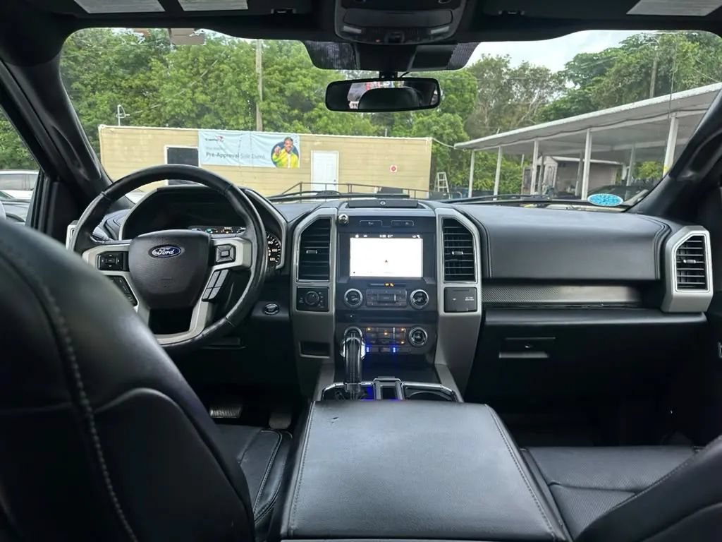 Used 2018 Ford F150 Lariat w/ Equipment Group 502A Luxury AWD/4WD image 13