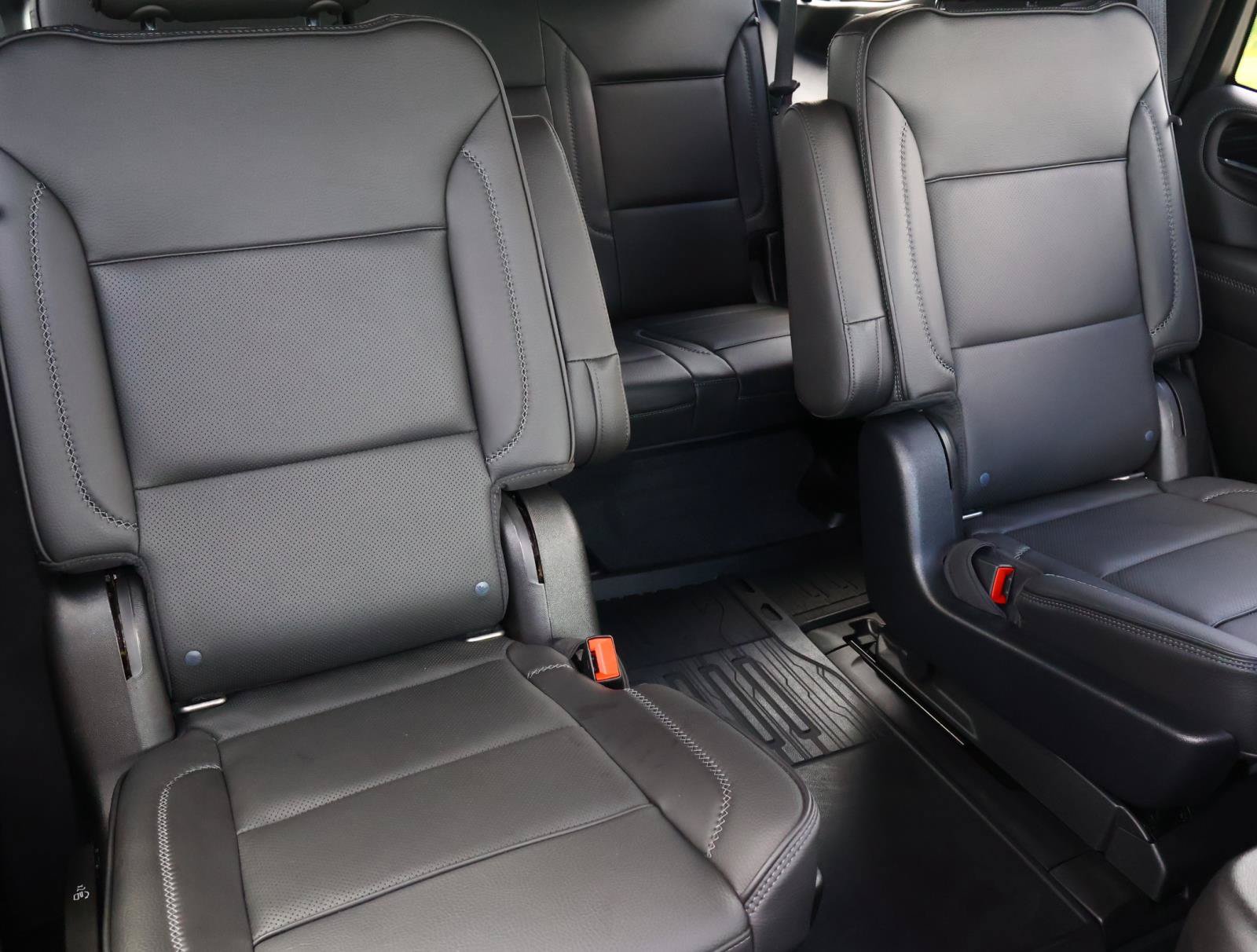 Used 2021 GMC Yukon Denali w/ Denali Premium Package RWD image 24