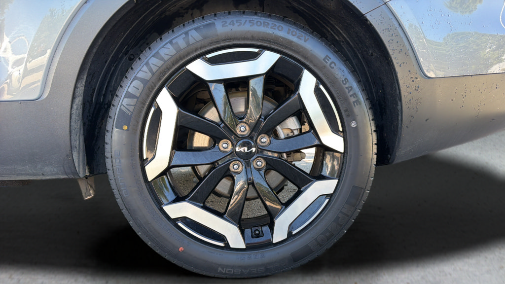 Used 2025 Kia Telluride S AWD/4WD image 49