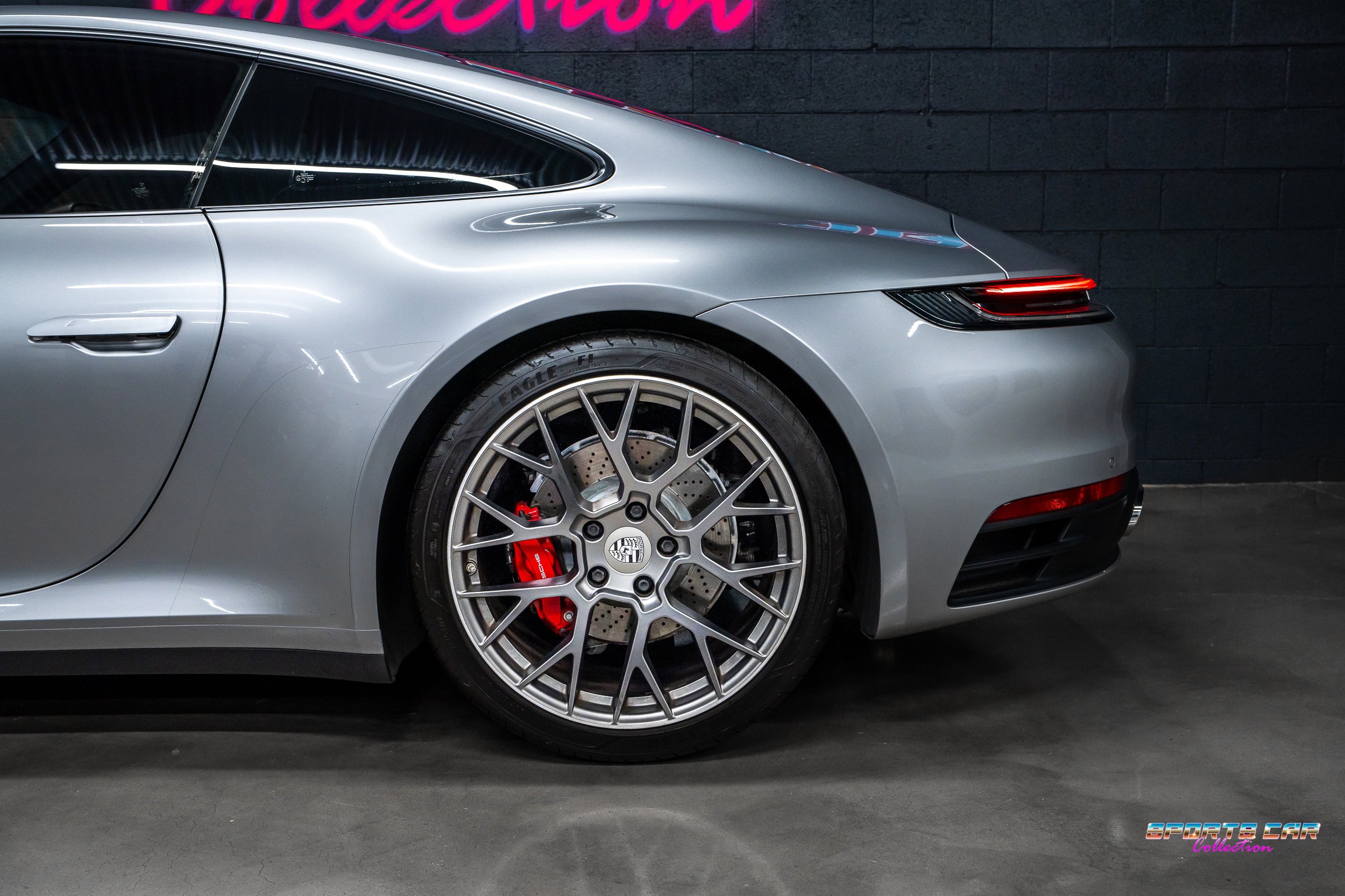 Used 2020 Porsche 911 Carrera 4S w/ Premium Package AWD/4WD image 12