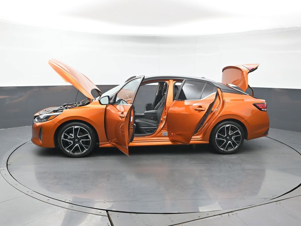 Used 2024 Nissan Sentra SR w/ SR Premium Package image 45