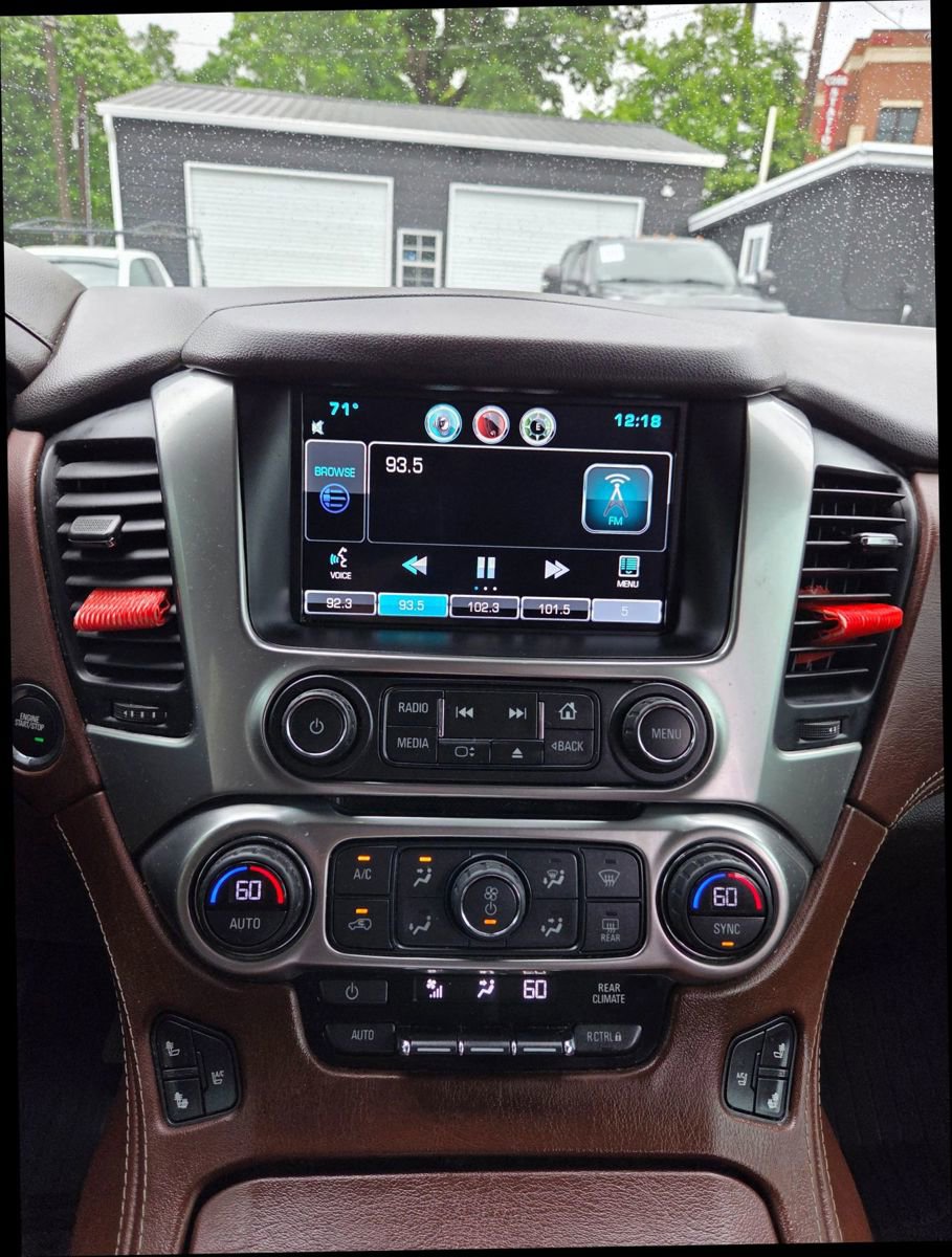 Used 2015 Chevrolet Tahoe LTZ AWD/4WD image 24