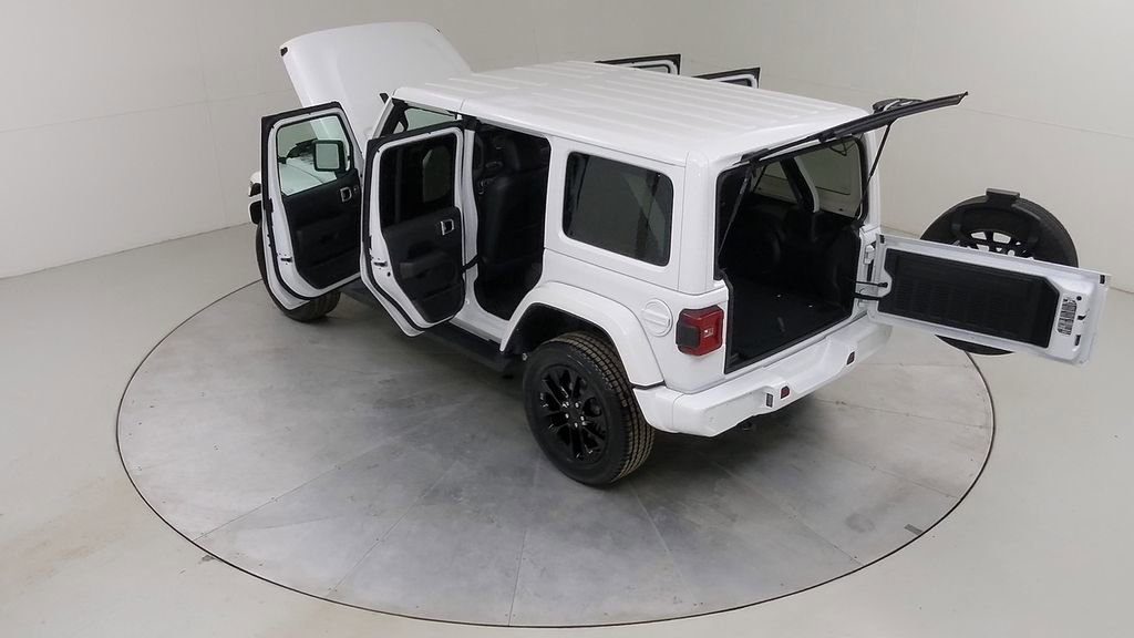 Used 2021 Jeep Wrangler Unlimited Sahara image 51