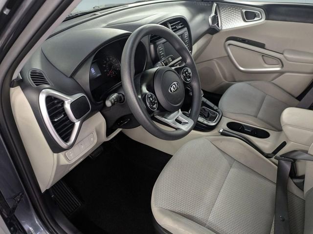 Used 2020 Kia Soul LX image 11