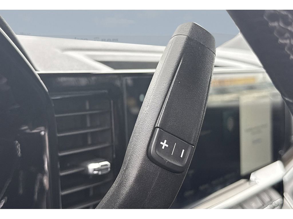 Used 2022 Chevrolet Silverado 1500 RST w/ Protection Package AWD/4WD image 16