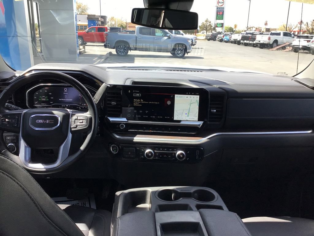 Used 2025 GMC Sierra 1500 SLT AWD/4WD image 12