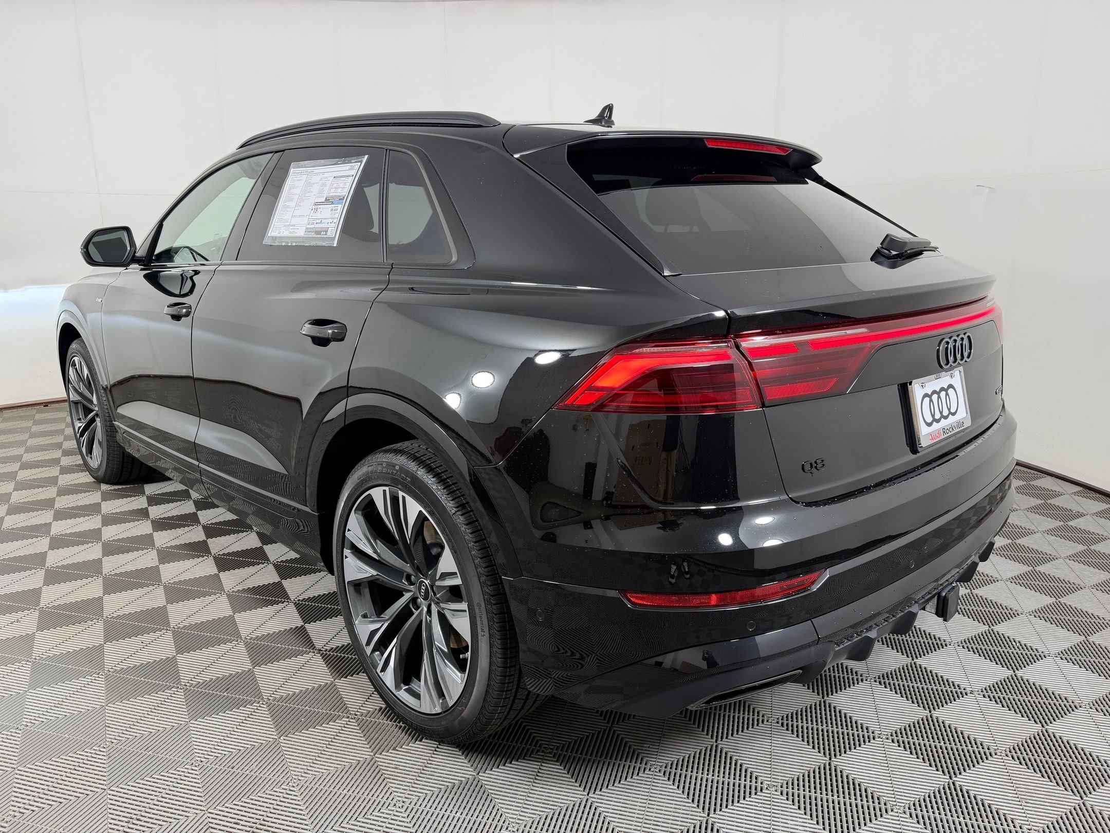 New 2026 Audi Q8 Premium Plus AWD/4WD image 3