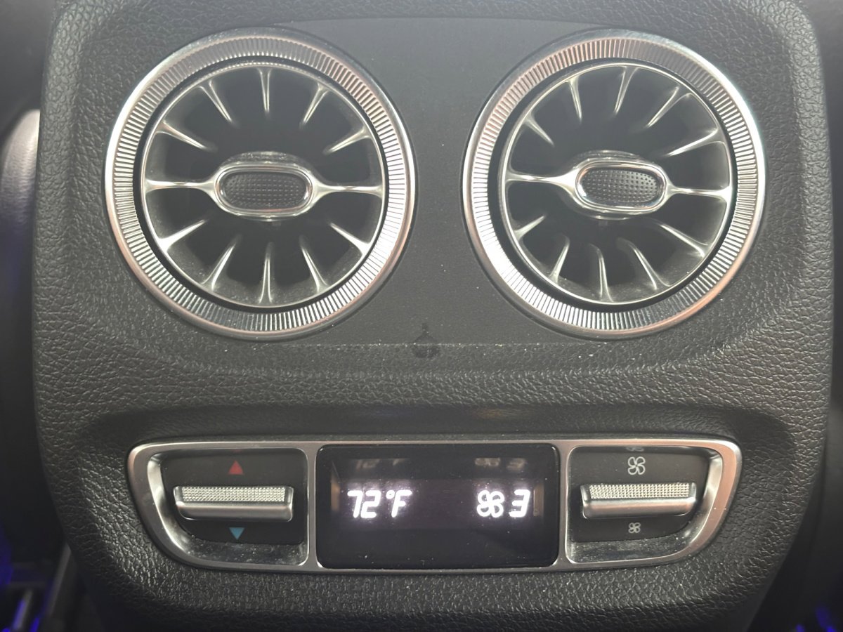 Used 2022 Mercedes-Benz G 550 w/ Exclusive Interior Package image 34