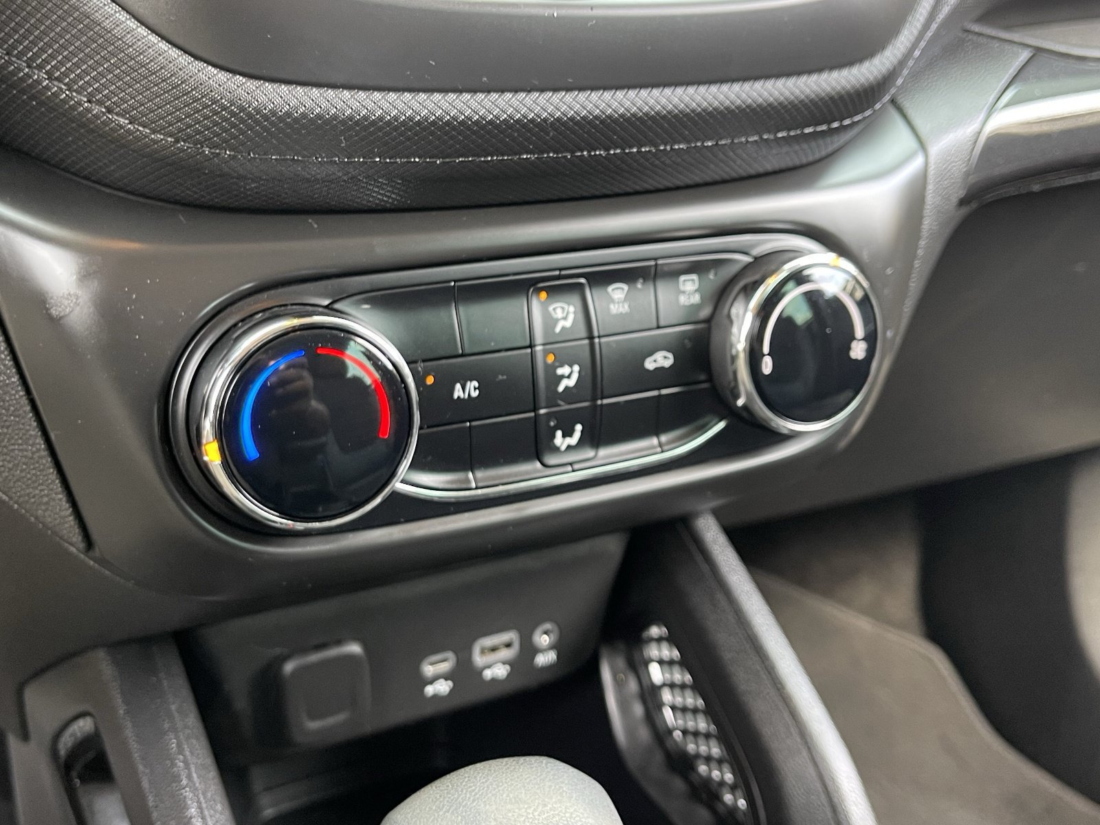 Certified 2023 Chevrolet TrailBlazer LS FWD image 29