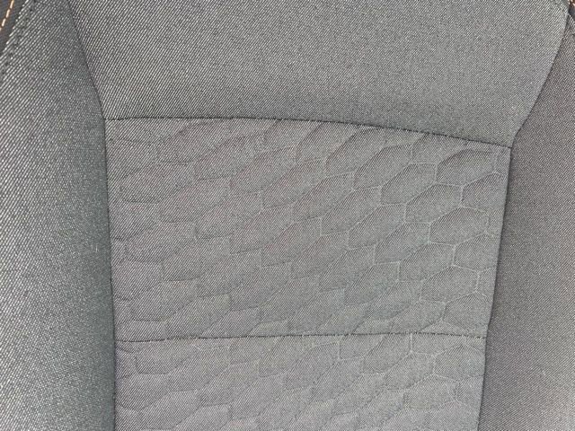 Used 2020 Chevrolet Equinox LT image 36