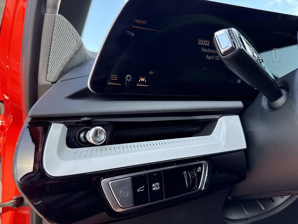 Certified 2025 Cadillac Optiq Sport 1 image 31