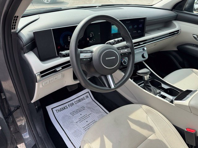 Used 2025 Hyundai Tucson SEL FWD image 13